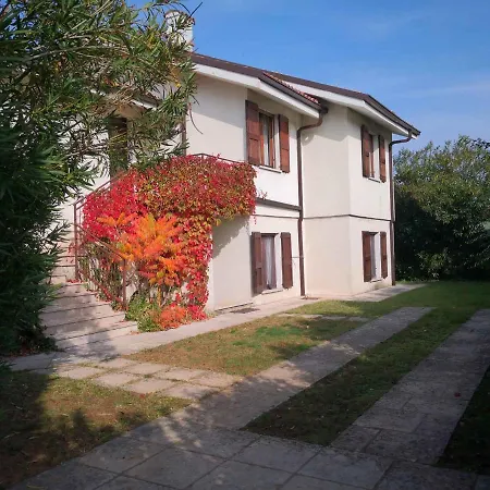 In Pacengo - Gardasee 21984 Ronchi (Veneto)
